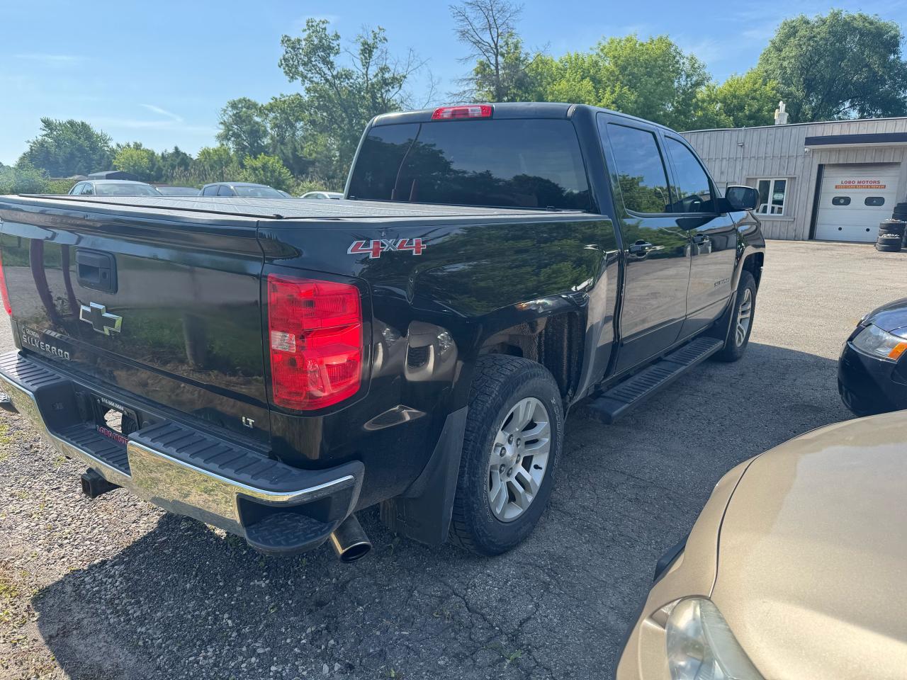 2017 Chevrolet Silverado 1500 LT - Photo #3