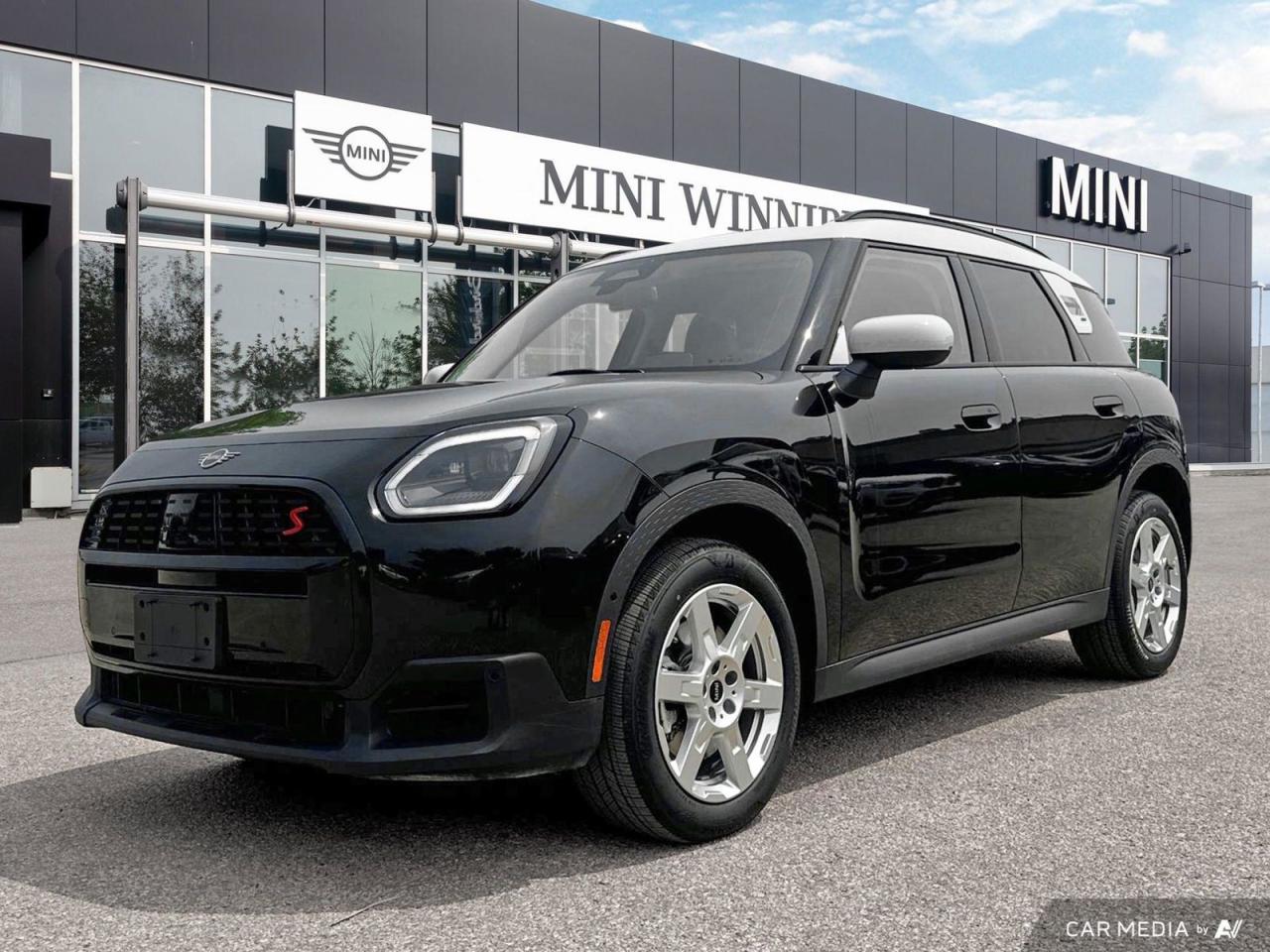 Used 2025 MINI Cooper Countryman S ALL4 Premier Line | HUD for sale in Winnipeg, MB