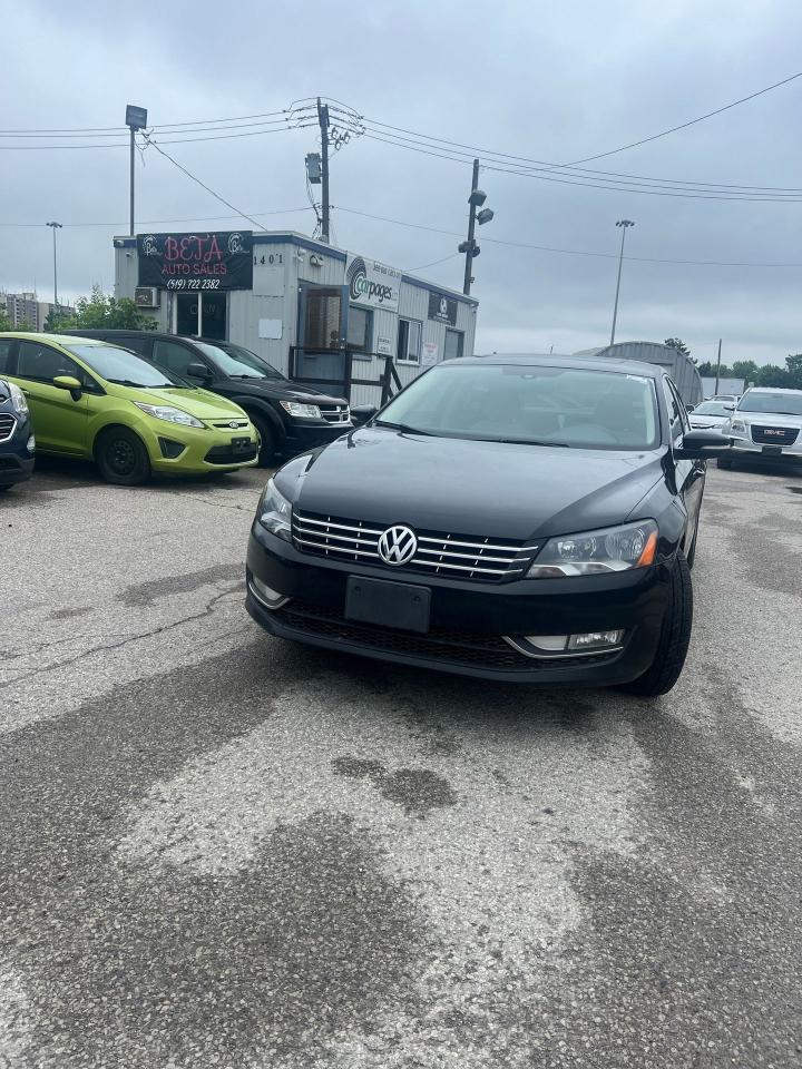 Used 2013 Volkswagen Passat 4dr Sdn 2.0 TDI Man Highline for sale in Kitchener, ON