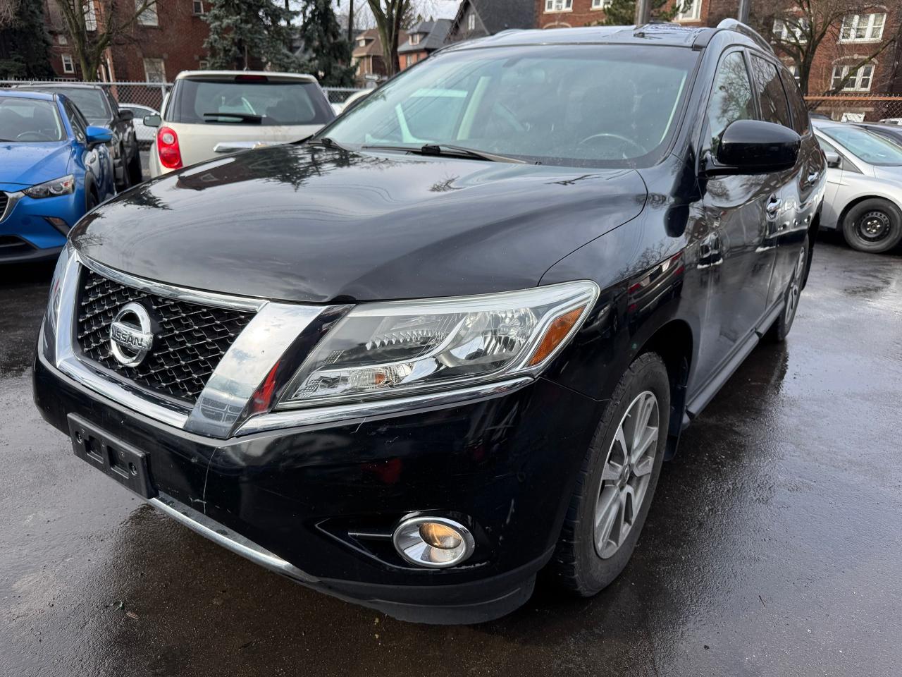 Used 2014 Nissan Pathfinder SV 4WD | CERTIFIED for sale in Hamilton, ON