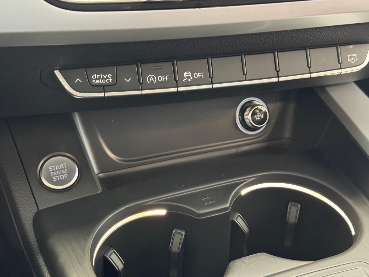 2017 Audi A4 Komfort Quattro+New Tires+ApplePlay+CLEAN CARFAX Photo94