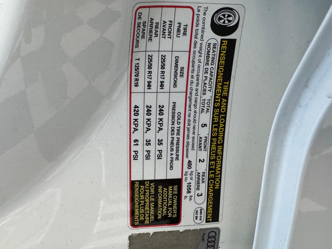 2017 Audi A4 Komfort Quattro+New Tires+ApplePlay+CLEAN CARFAX Photo101