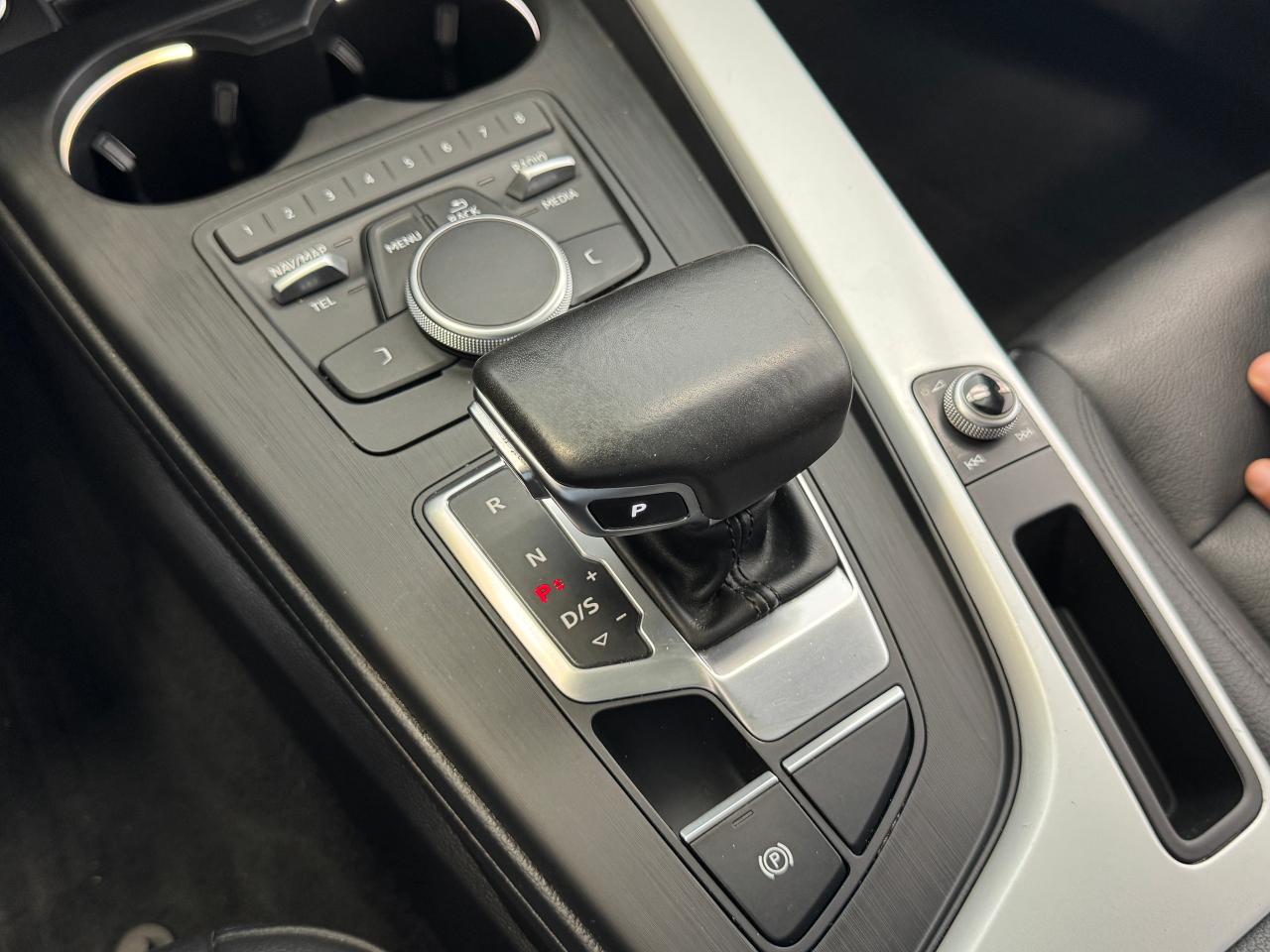 2017 Audi A4 Komfort Quattro+New Tires+ApplePlay+CLEAN CARFAX Photo95