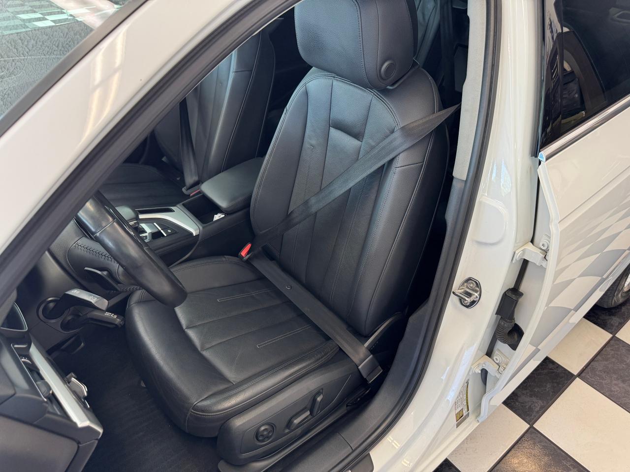 2017 Audi A4 Komfort Quattro+New Tires+ApplePlay+CLEAN CARFAX Photo81