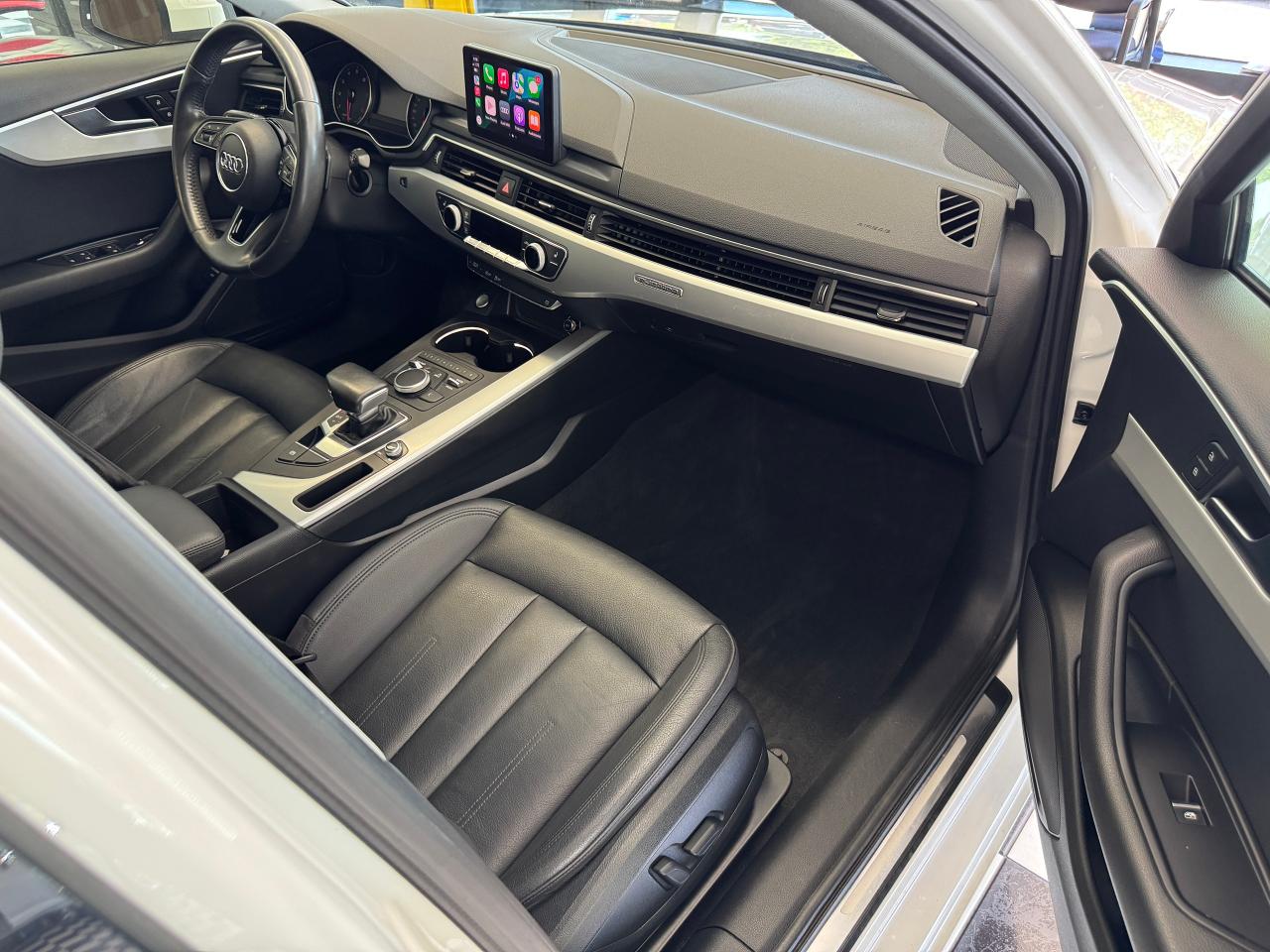 2017 Audi A4 Komfort Quattro+New Tires+ApplePlay+CLEAN CARFAX Photo82