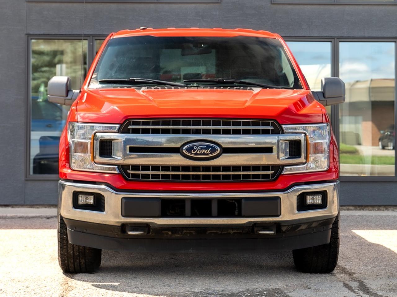 2018 Ford F-150 XLT 3.3L Photo2