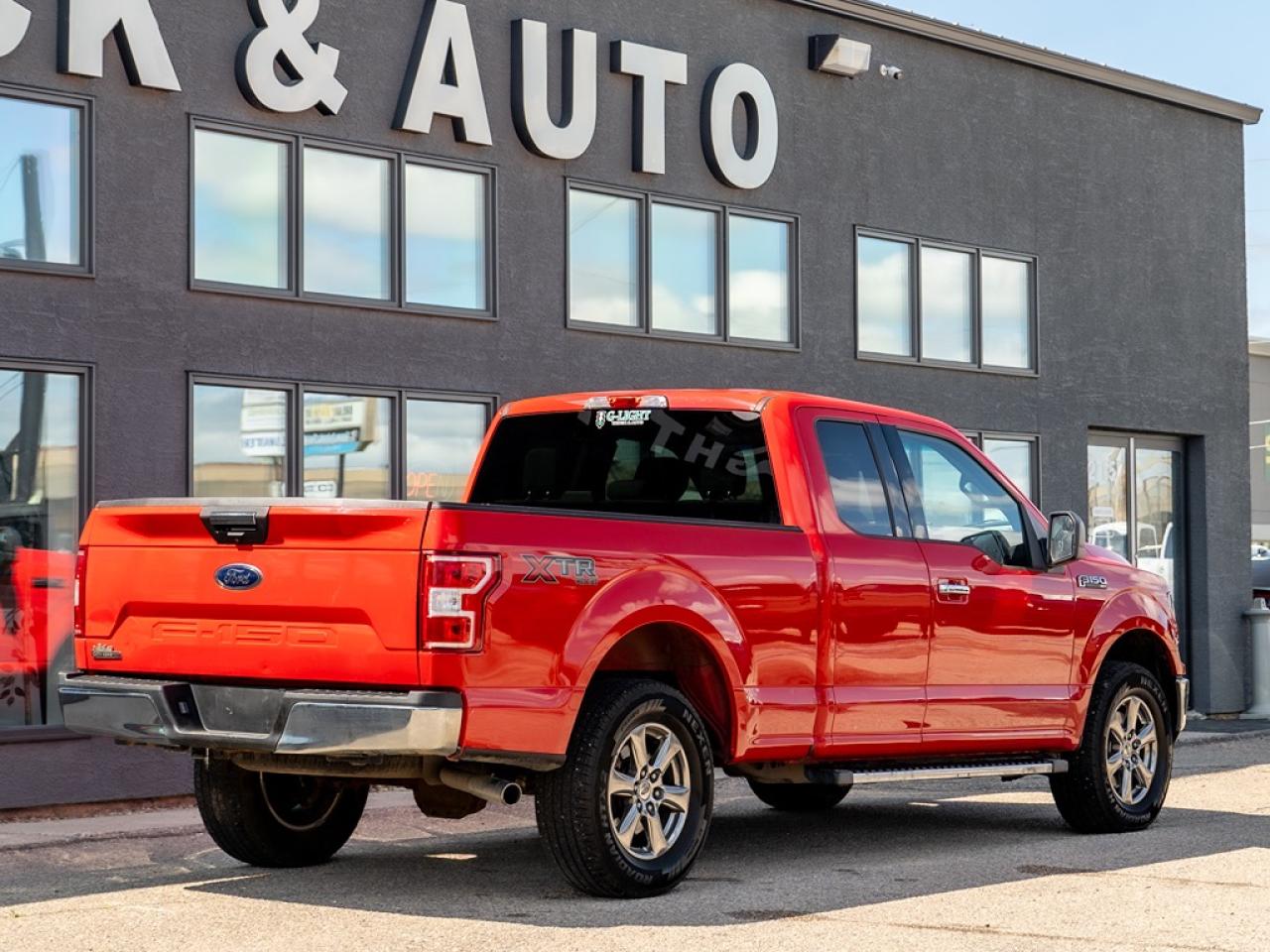 2018 Ford F-150 XLT 3.3L Photo5