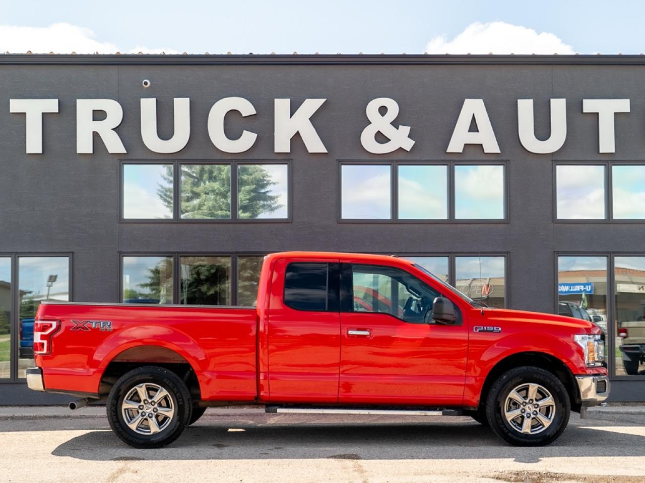 2018 Ford F-150 XLT 3.3L Photo4