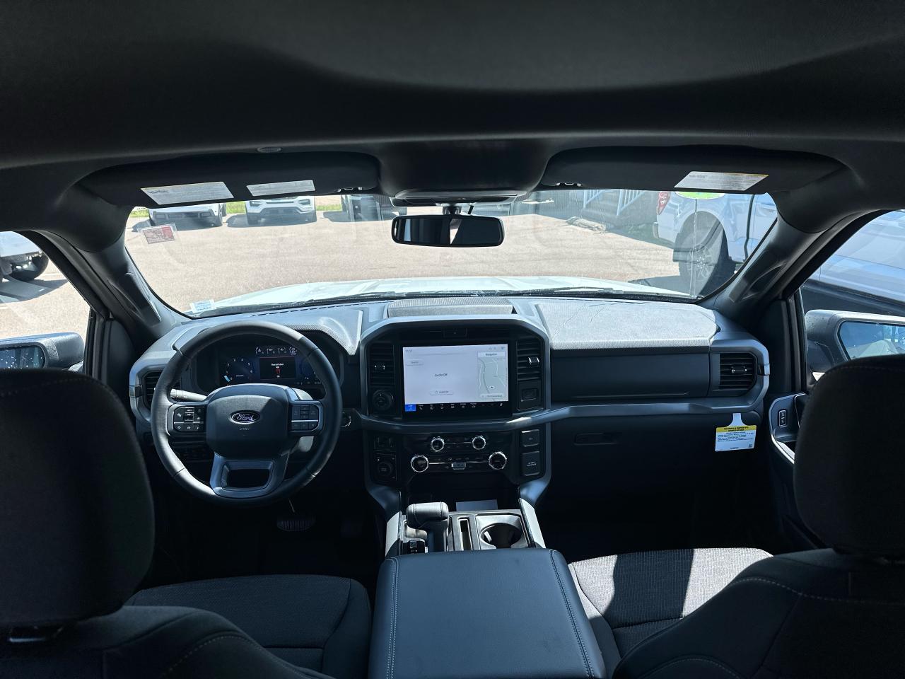 2025 Ford F-150 XLT 4WD SuperCrew 5.5' Box Photo5