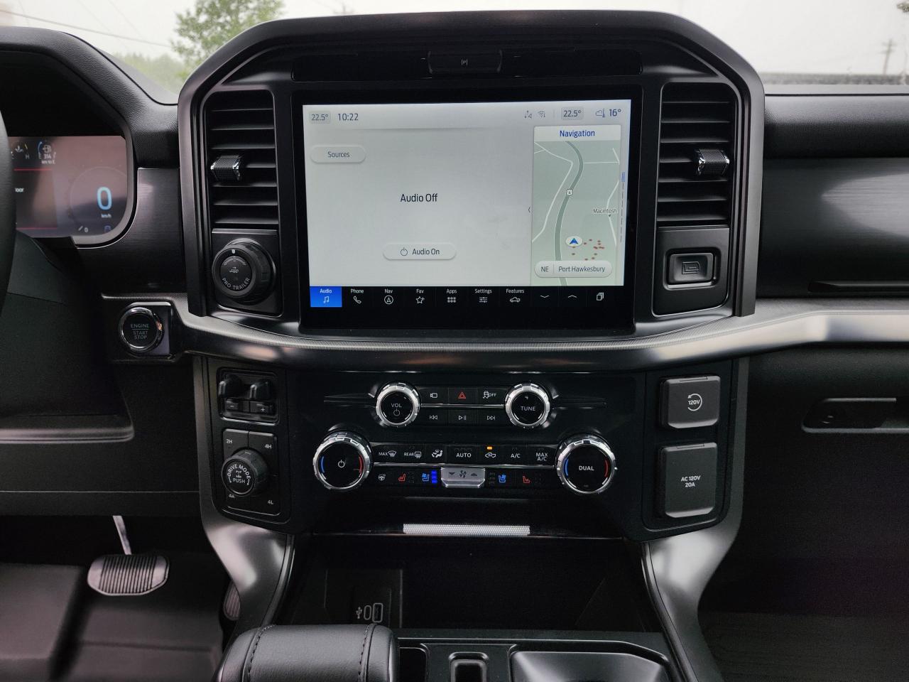 2025 Ford F-150 Lariat 4WD SuperCrew 5.5' Box Photo5