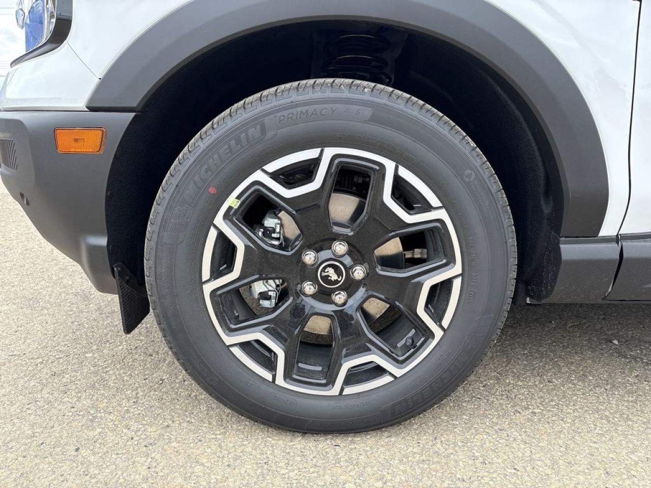 2025 Ford Bronco Sport Outer Banks 300A Photo2
