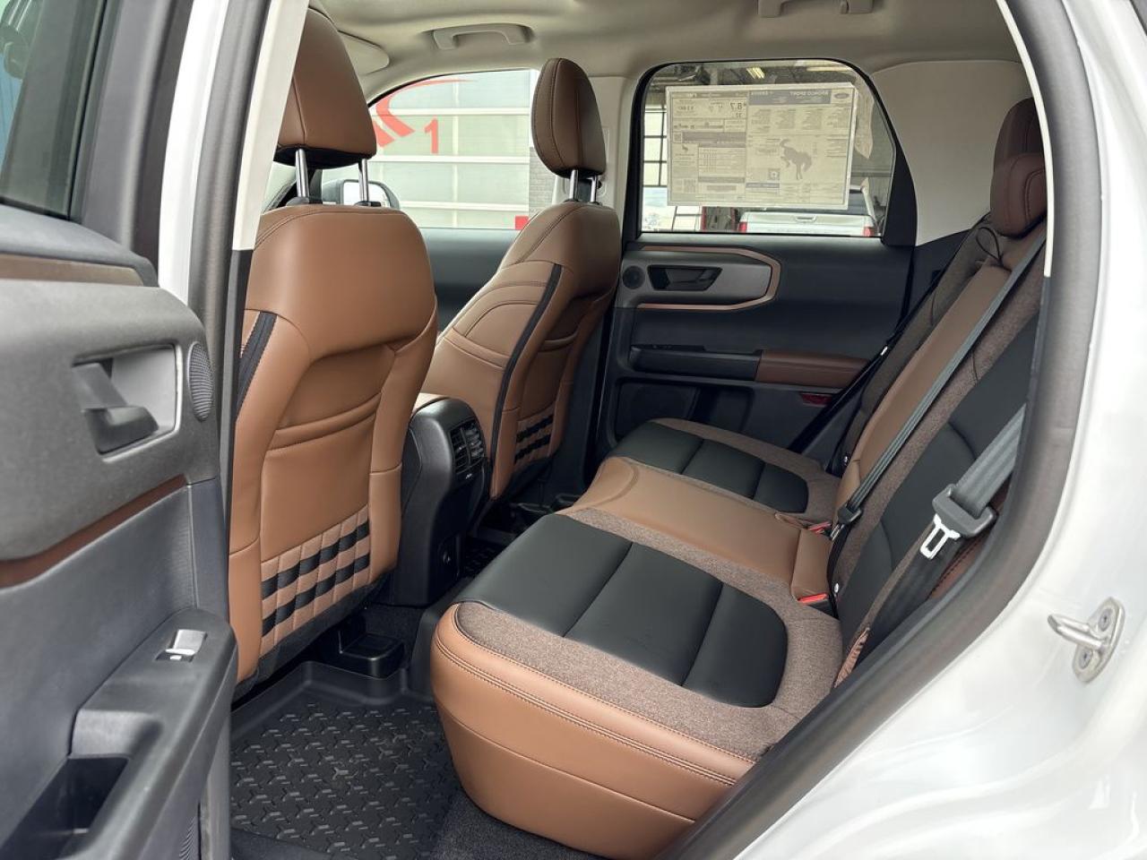 2025 Ford Bronco Sport Outer Banks 300A Photo5