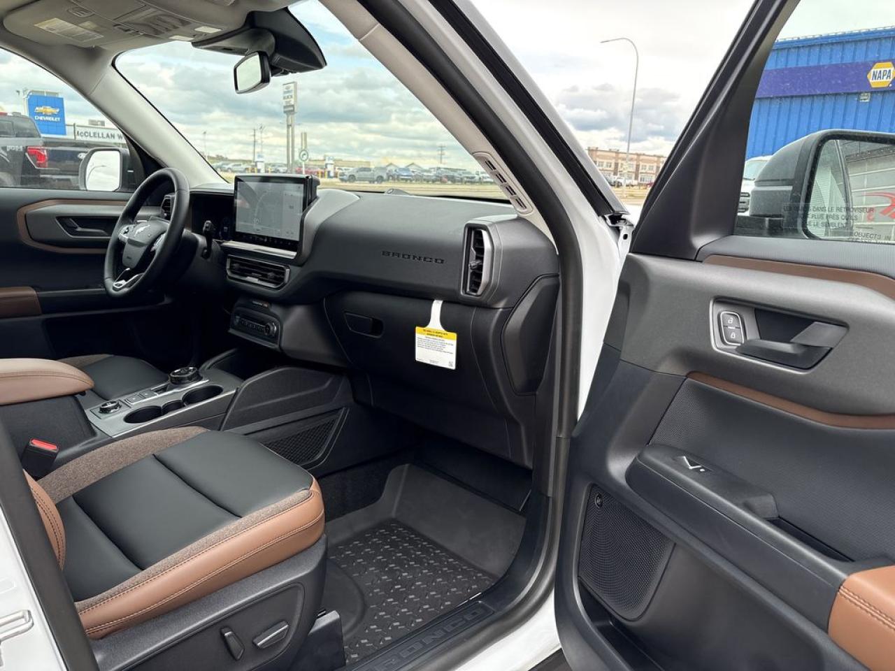 2025 Ford Bronco Sport Outer Banks 300A Photo5