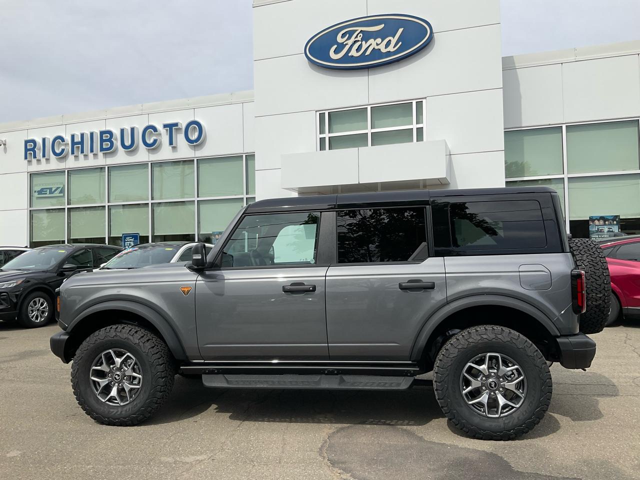2025 Ford Bronco Badlands Photo5