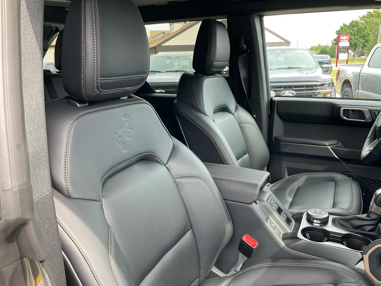 2025 Ford Bronco Badlands Photo5