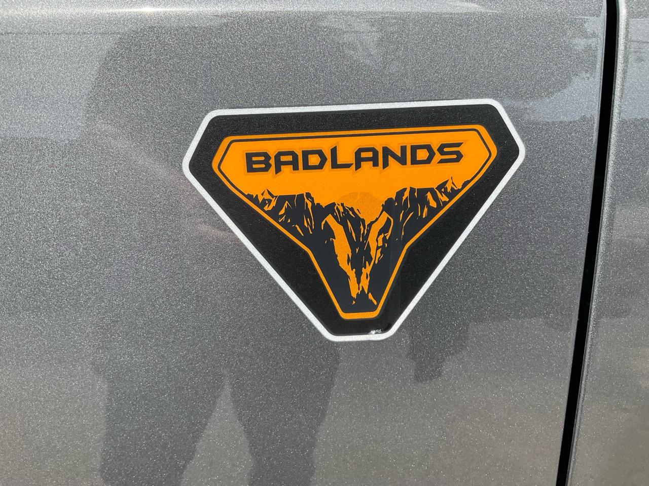 2025 Ford Bronco Badlands Photo5