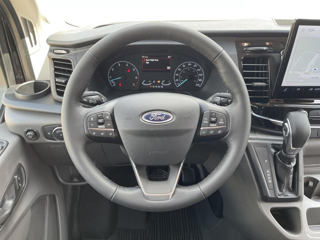 2025 Ford Transit Passenger Wagon XLT 302A Photo5
