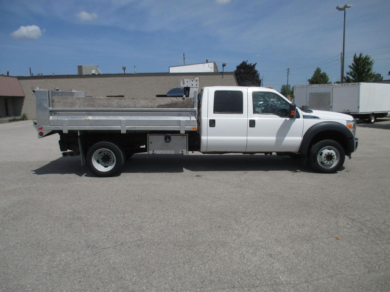 2012 Ford F-550 XLT - Photo #4