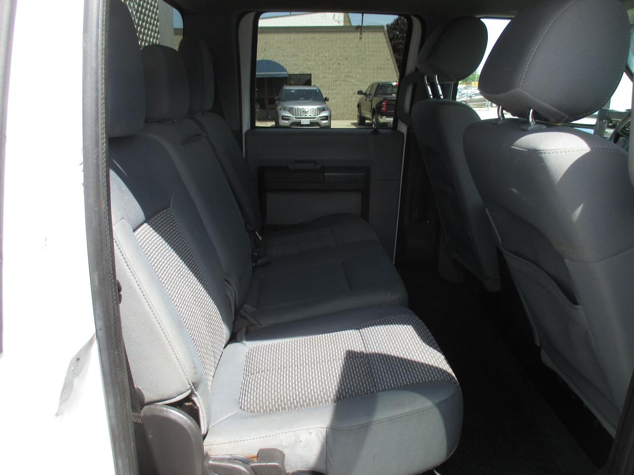 2012 Ford F-550 XLT - Photo #8