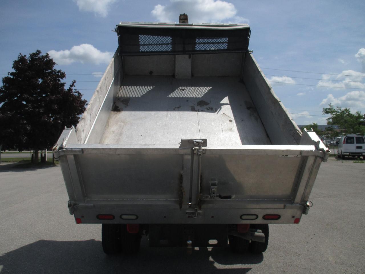 2012 Ford F-550 XLT - Photo #14