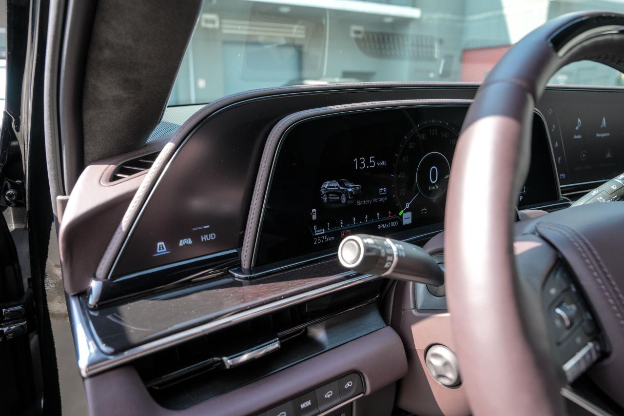 2023 Cadillac Escalade 4WD Premium Luxury Platinum - Photo #10