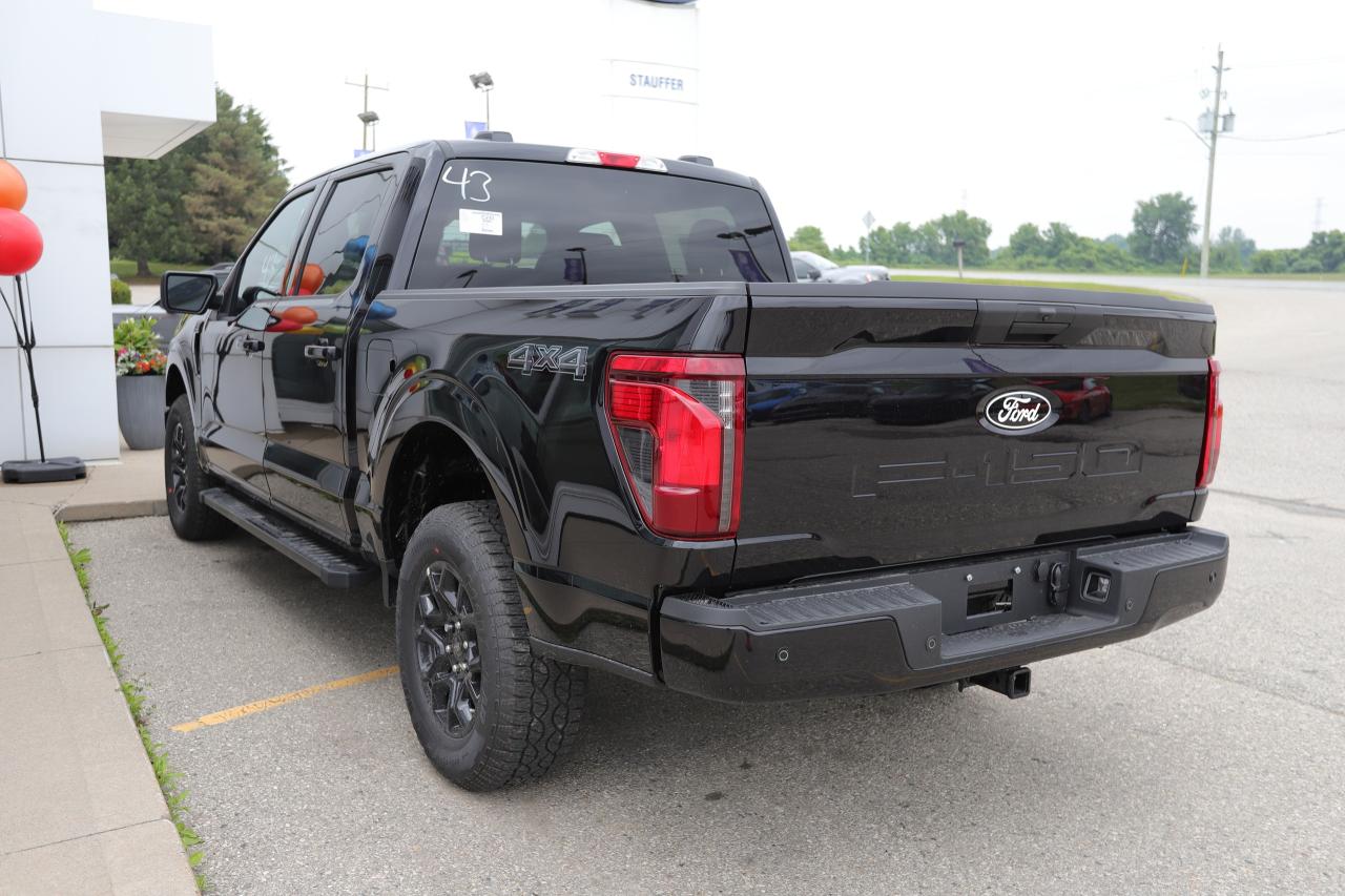 2025 Ford F-150 XLT 4WD SuperCrew 5.5' Box Photo5