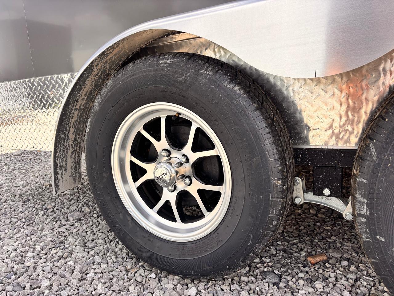 2025 Beckner Trailers ELT Enclosed Trailer BECKNER VNOSE,  Fully Financeable! Photo