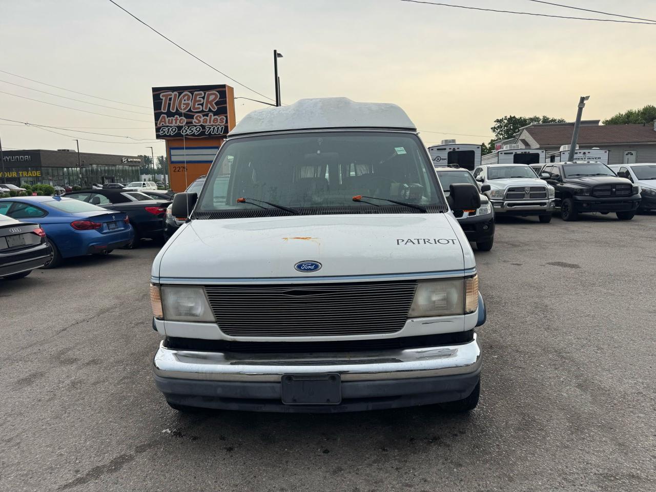 1995 Ford Econoline PATRIOT, WHEELCHAIR ACCESSIBLE, ONLY 89KMS, AS IS - Photo #8