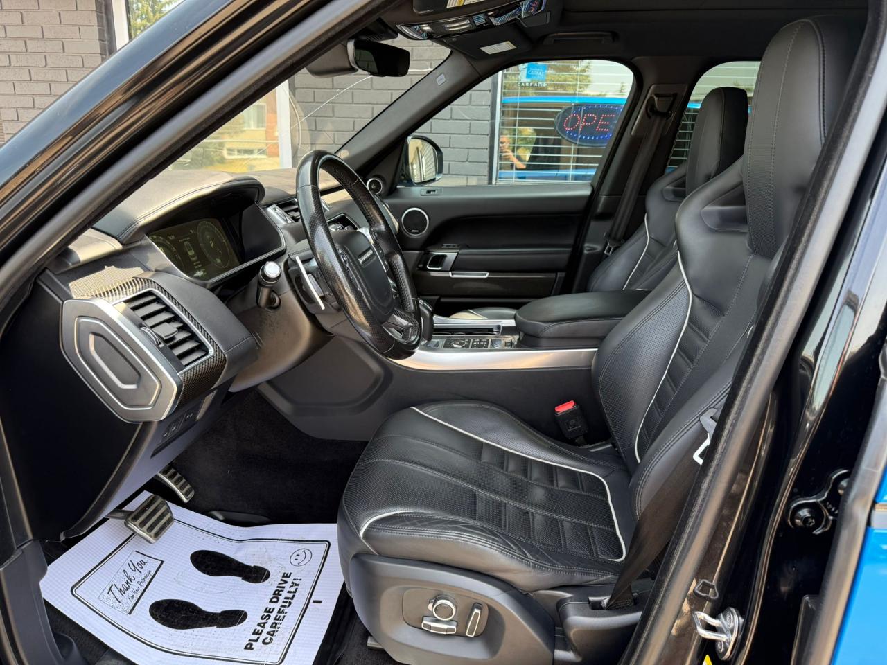 2017 Land Rover Range Rover Sport V8 Supercharged SVR - Photo #19