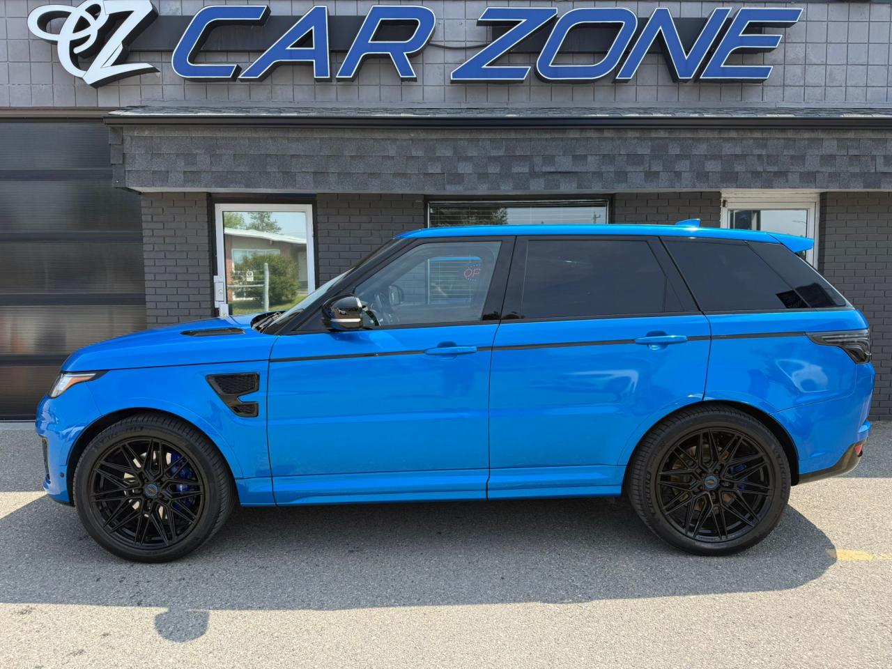 2017 Land Rover Range Rover Sport V8 Supercharged SVR - Photo #7