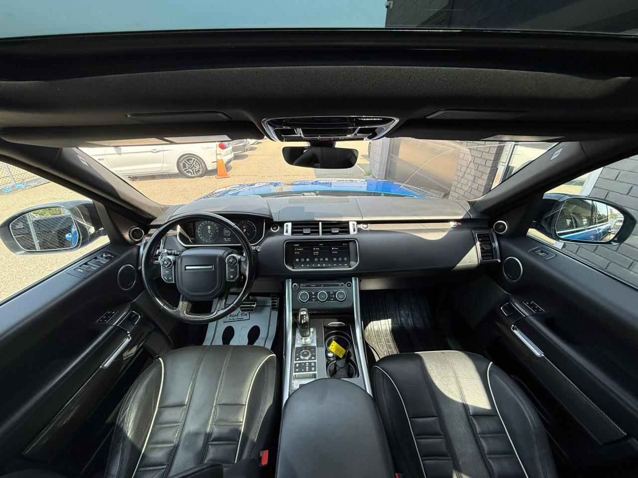 2017 Land Rover Range Rover Sport V8 Supercharged SVR - Photo #13