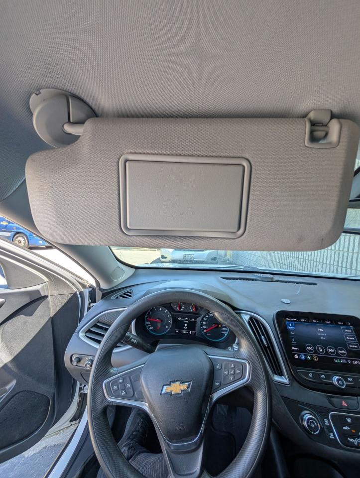 2019 Chevrolet Malibu LS - Photo #9