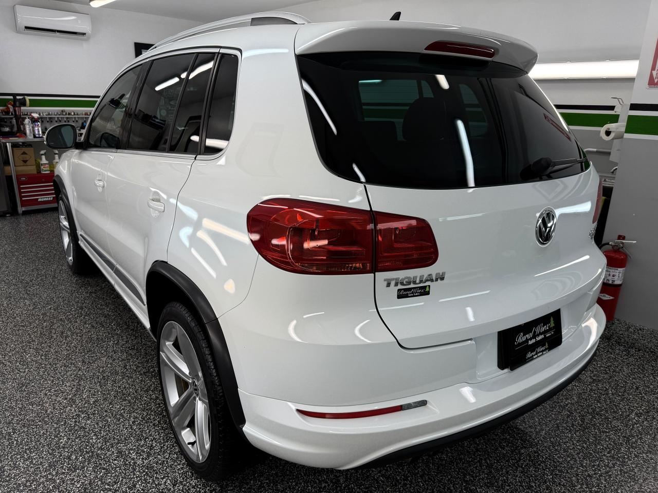 2015 Volkswagen Tiguan Highline - Photo #4