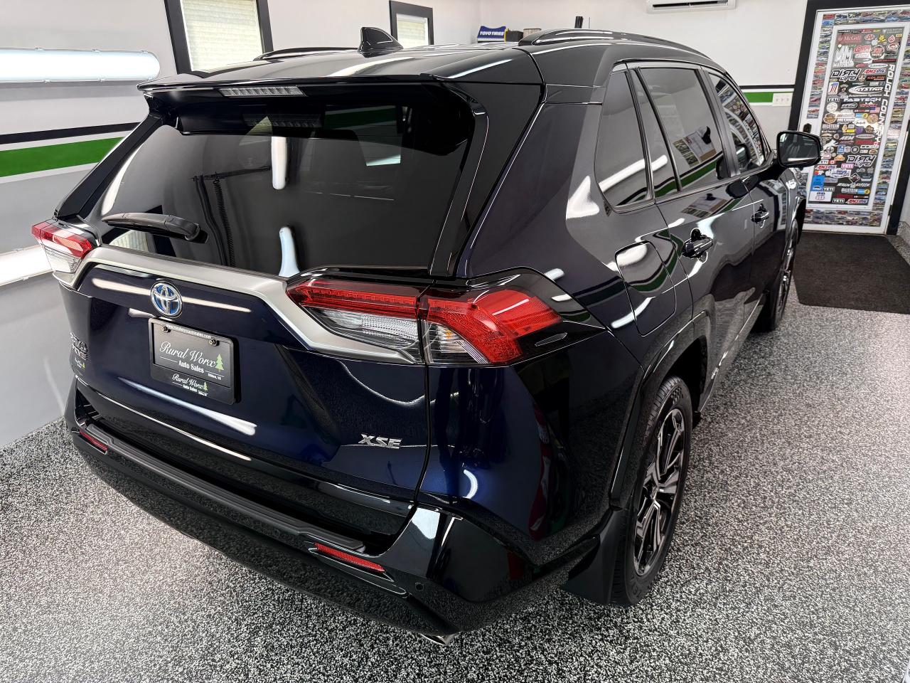 2021 Toyota RAV4  AWD XSE - Photo #6
