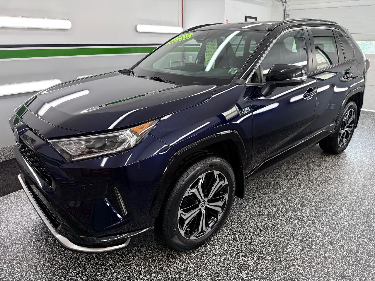 2021 Toyota RAV4  AWD XSE - Photo #3