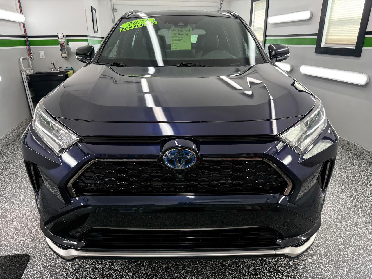2021 Toyota RAV4  AWD XSE - Photo #2