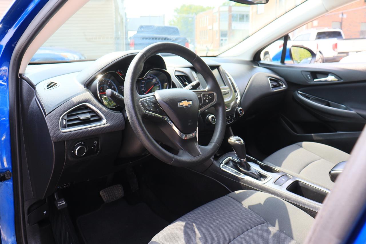 2017 Chevrolet Cruze LT | Auto | Cam | CarPlay | Alloys | Cold AC+More! Photo59