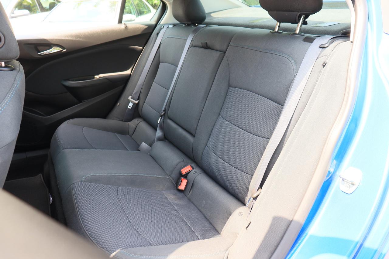 2017 Chevrolet Cruze LT | Auto | Cam | CarPlay | Alloys | Cold AC+More! Photo61
