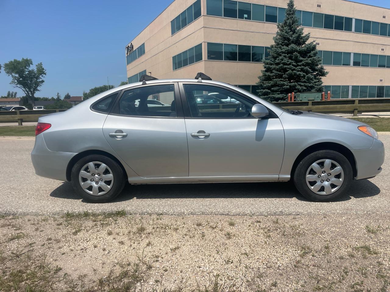 2008 Hyundai Elantra GL - Photo #4