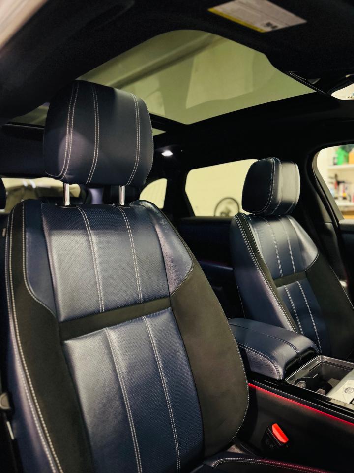 2019 Land Rover Range Rover Velar P340 R-Dynamic SE - Photo #24