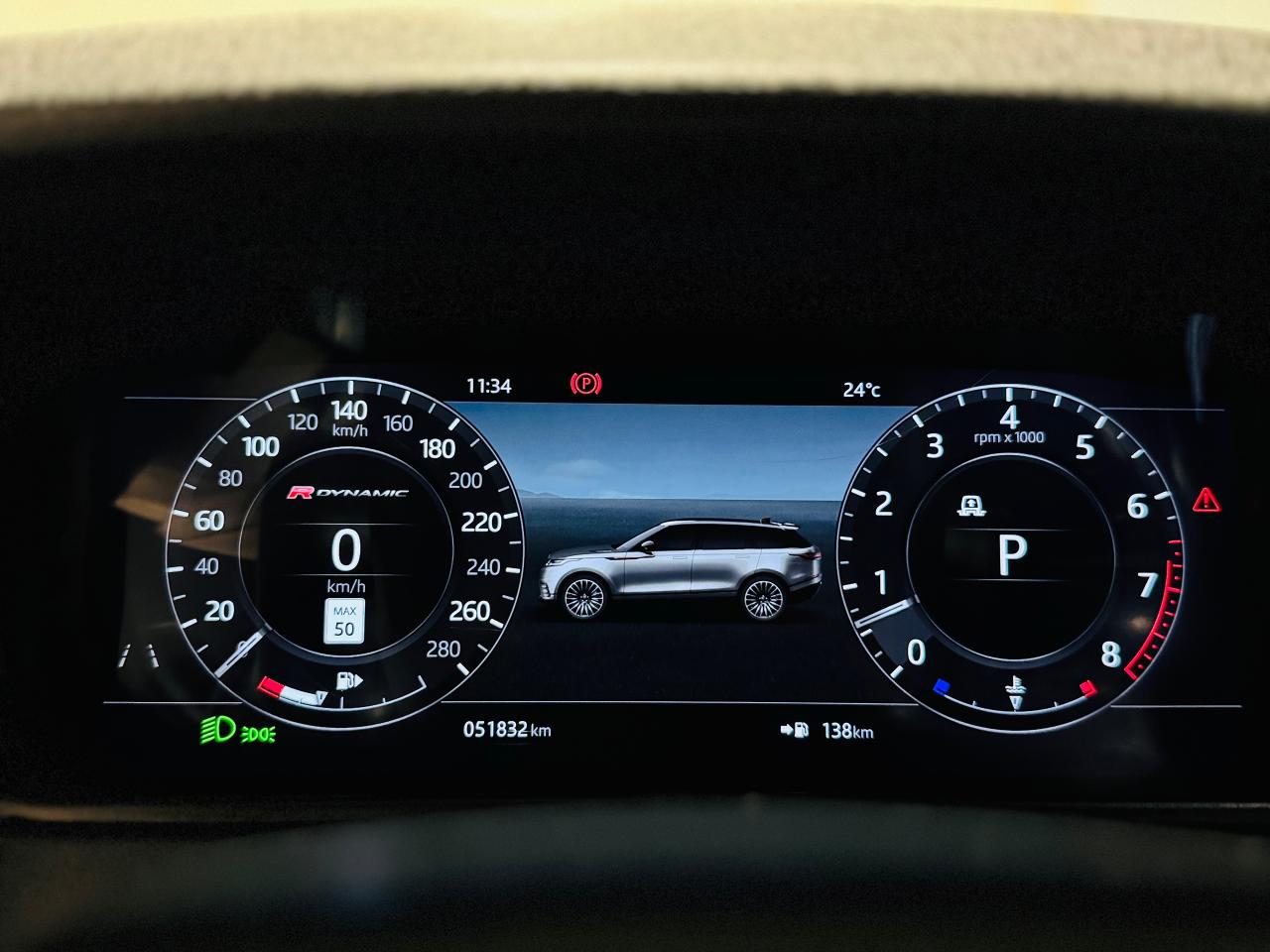 2019 Land Rover Range Rover Velar P340 R-Dynamic SE - Photo #14