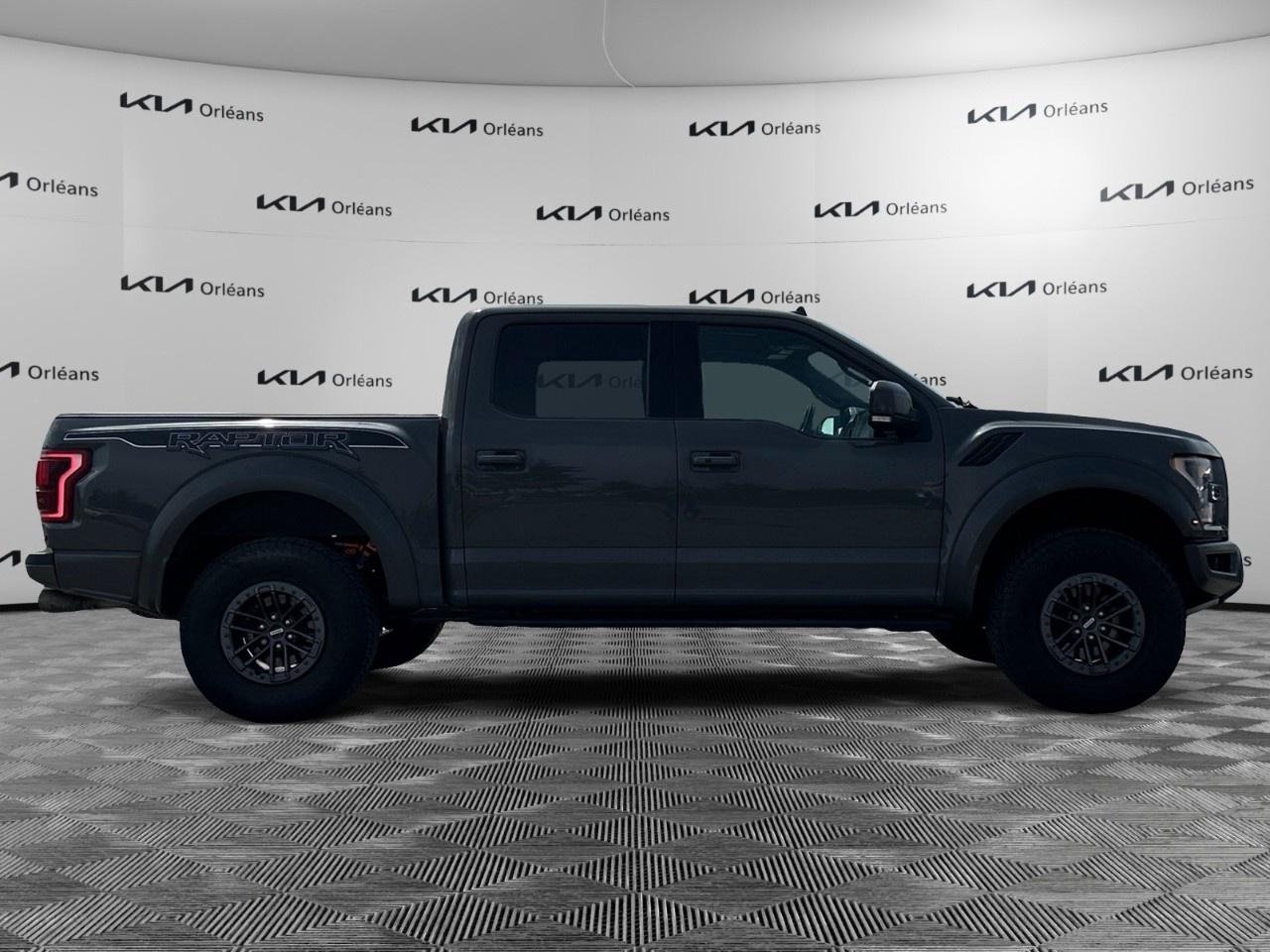 2020 Ford F-150 Raptor 4WD SuperCrew 5.5' Box Photo