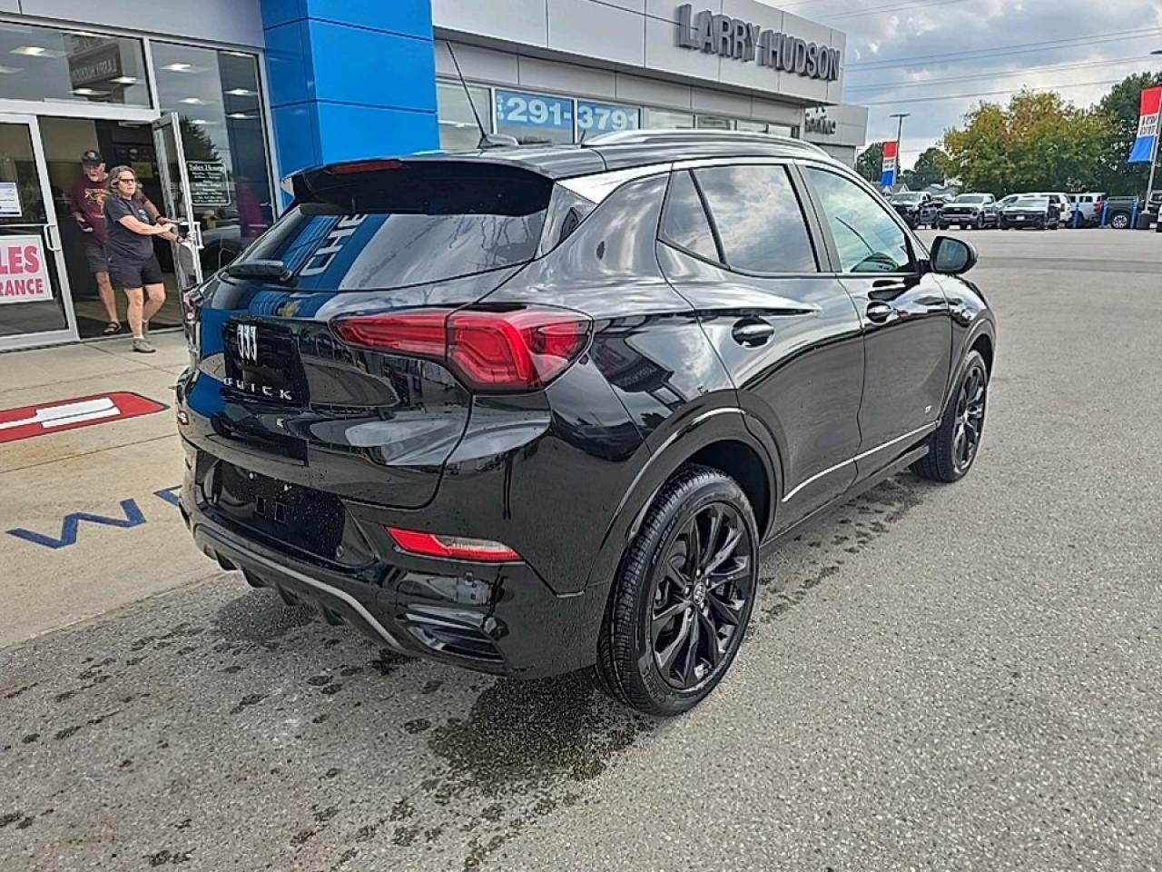 2026 Buick Encore GX Sport Touring Photo2