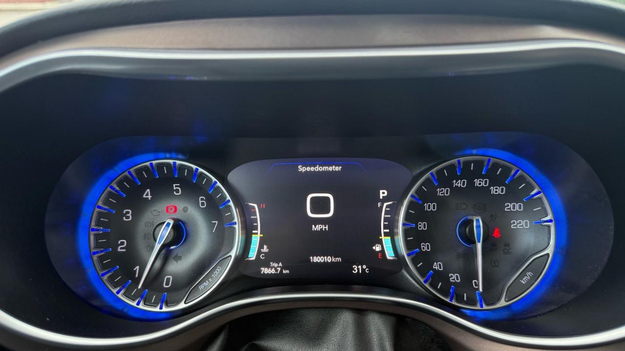 2018 Chrysler Pacifica Touring-L Plus - Photo #20