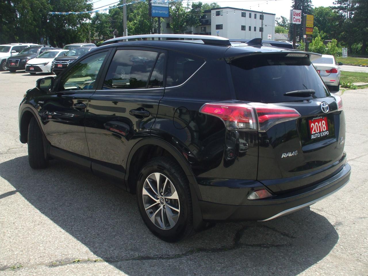 2018 Toyota RAV4 AWD Hybrid LE+,OneOwner,Certified,Backup Cam,Fogs - Photo #3