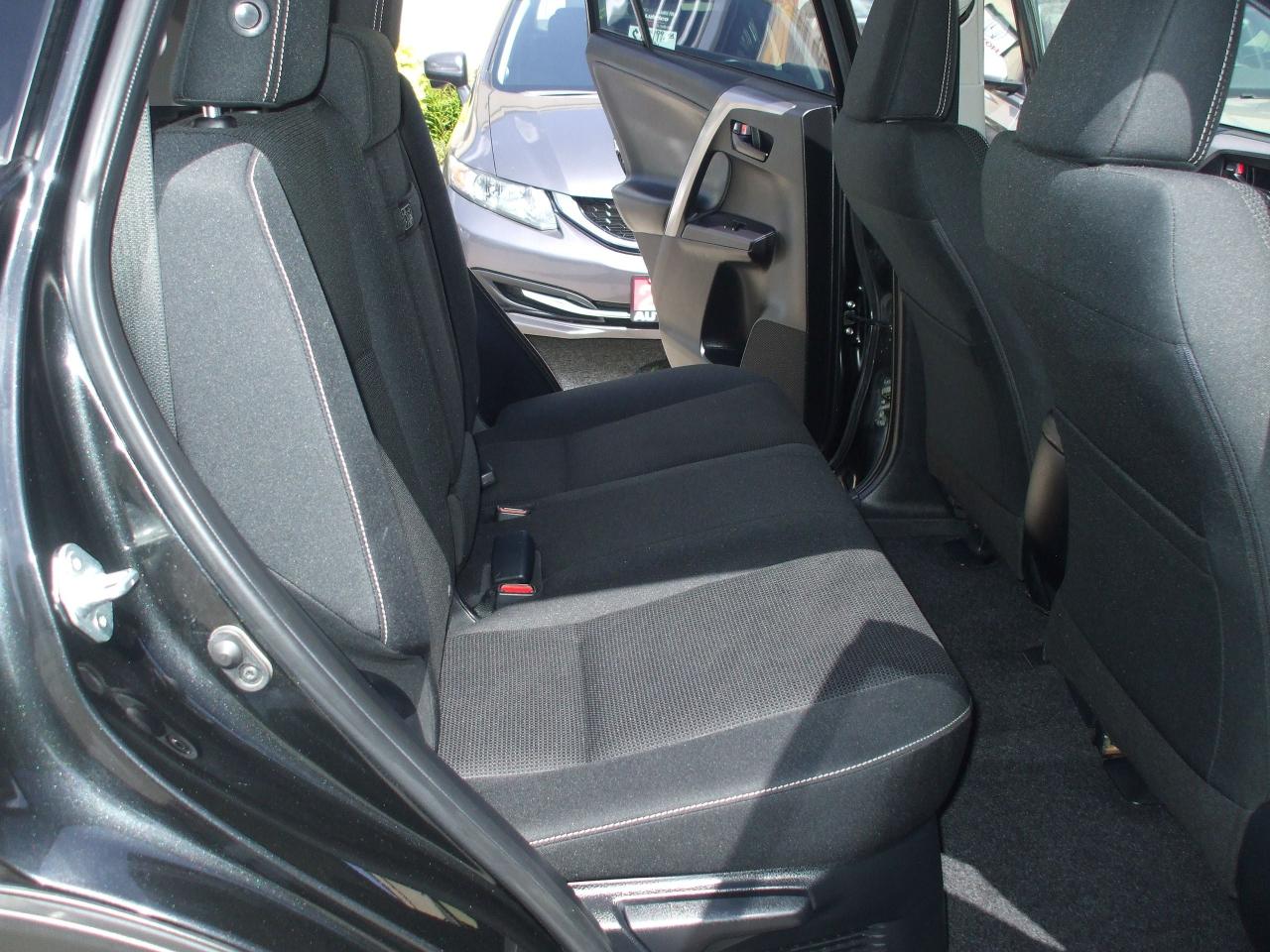 2018 Toyota RAV4 AWD Hybrid LE+,OneOwner,Certified,Backup Cam,Fogs - Photo #14