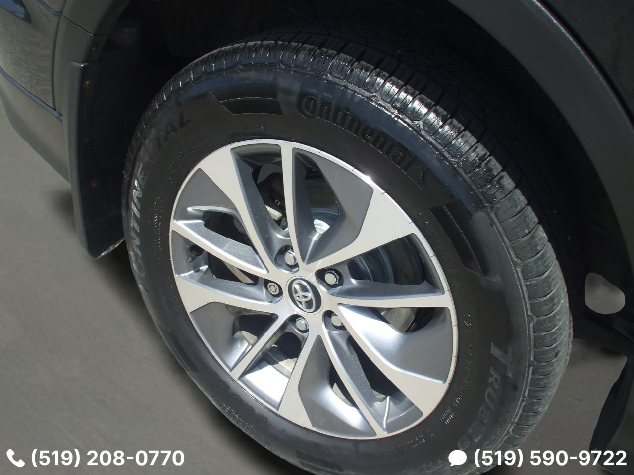 2018 Toyota RAV4 AWD Hybrid LE+,OneOwner,Certified,Backup Cam,Fogs - Photo #24