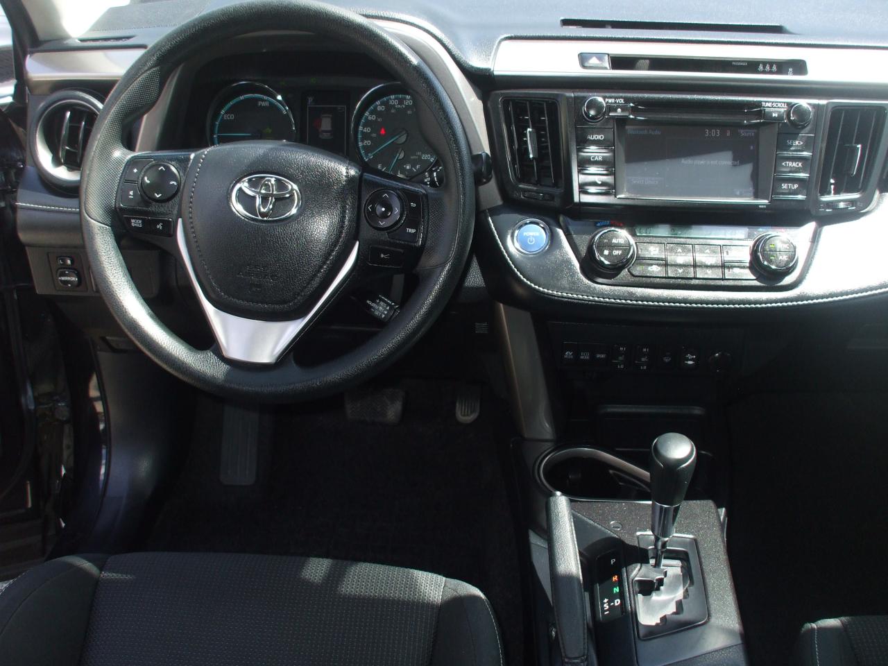 2018 Toyota RAV4 AWD Hybrid LE+,OneOwner,Certified,Backup Cam,Fogs - Photo #9