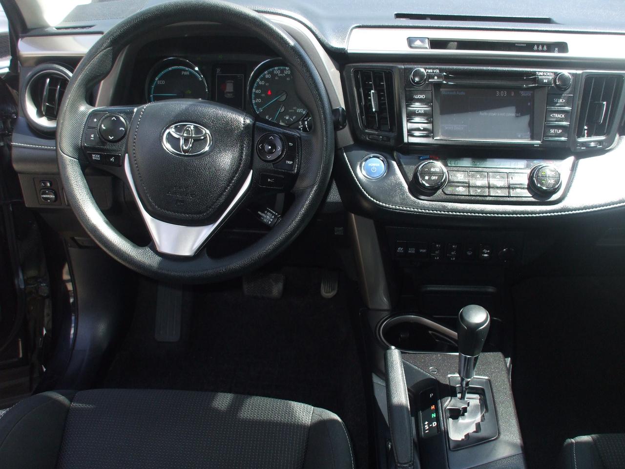 2018 Toyota RAV4 AWD Hybrid LE+,OneOwner,Certified,Backup Cam,Fogs Photo