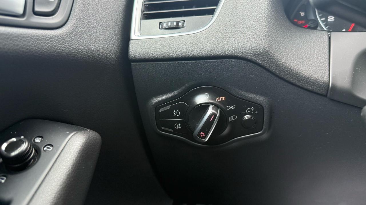 2011 Audi Q5 2.0L Premium Plus - Photo #17